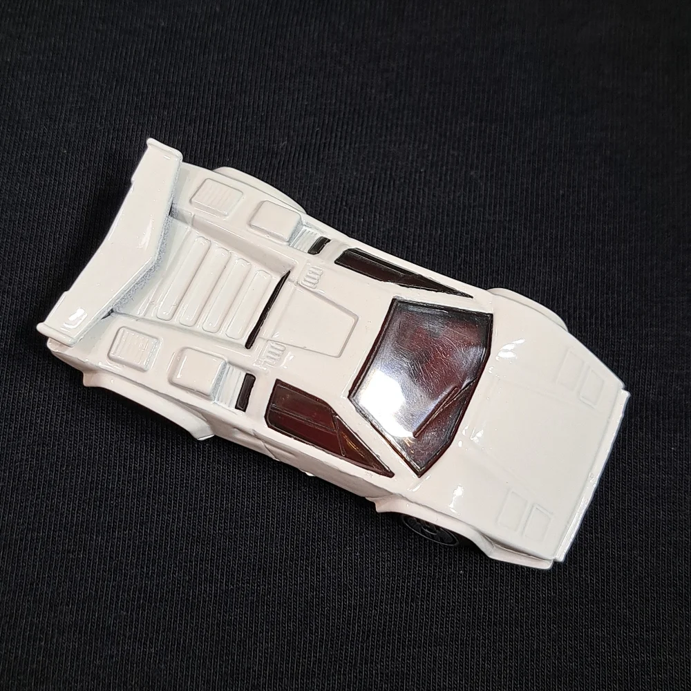 Vinatge Hot Wheels‎ 1987 White Lamborghini Countach w/o Decals